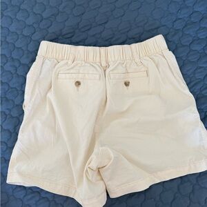 Old Navy Cream Women's Shorts